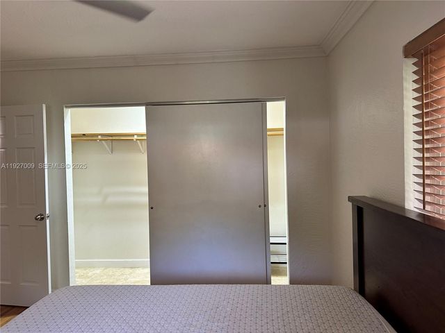 203 NE 86th St, El Portal, FL 33138