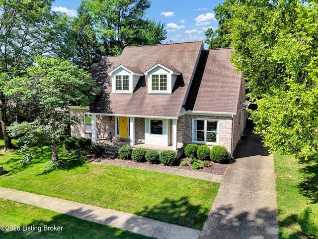 802 Foxgate Rd, Louisville, KY 40223