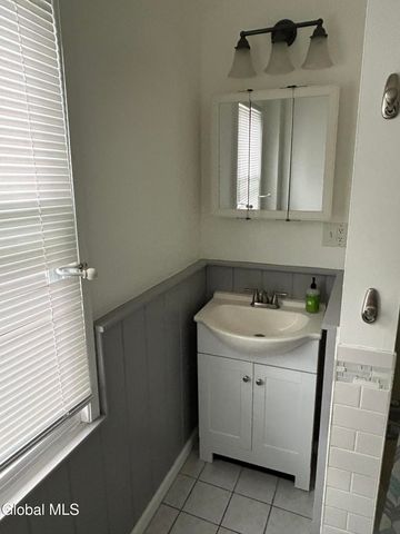 425 6th Avenue, Watervliet, NY 12189