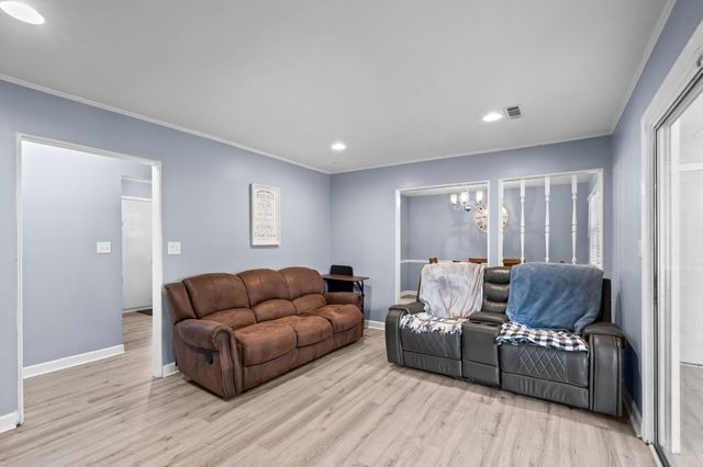 221 Hunters Rd., Myrtle Beach, SC 29579