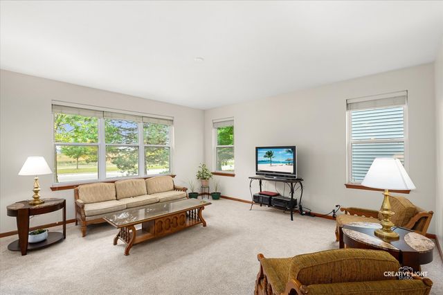 790 Bohannon Circle, Oswego, IL 60543