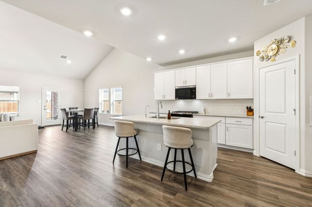 1008 Edgehurst Drive, Princeton, TX 75071