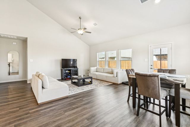 1008 Edgehurst Drive, Princeton, TX 75071