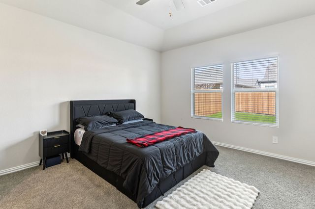 1008 Edgehurst Drive, Princeton, TX 75071