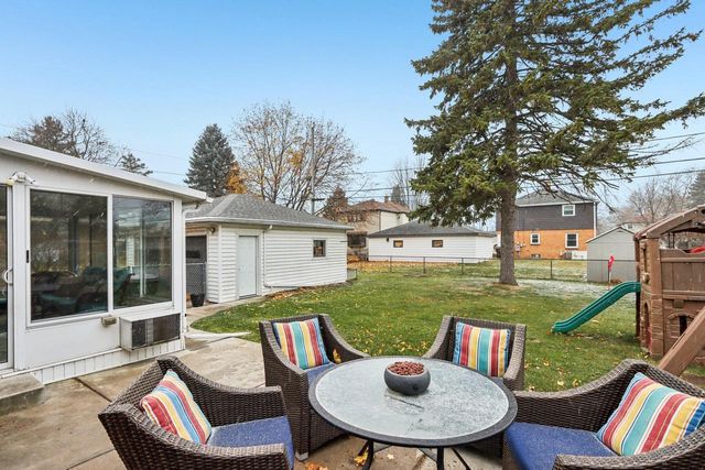 5405 N Lydell AVENUE, Glendale, WI 53217