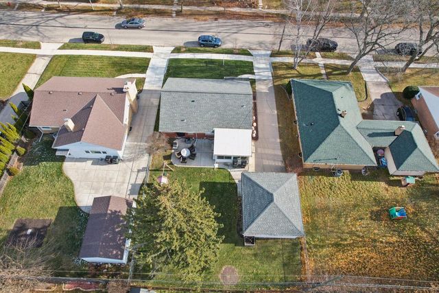 5405 N Lydell AVENUE, Glendale, WI 53217