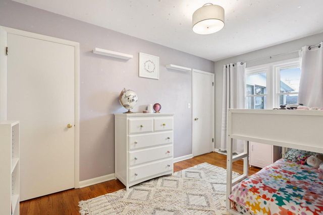 5405 N Lydell AVENUE, Glendale, WI 53217