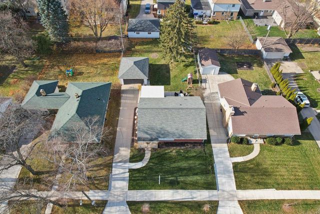 5405 N Lydell AVENUE, Glendale, WI 53217