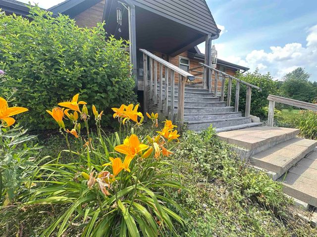 825 N CR 800 E Road, Parker City, IN 47368