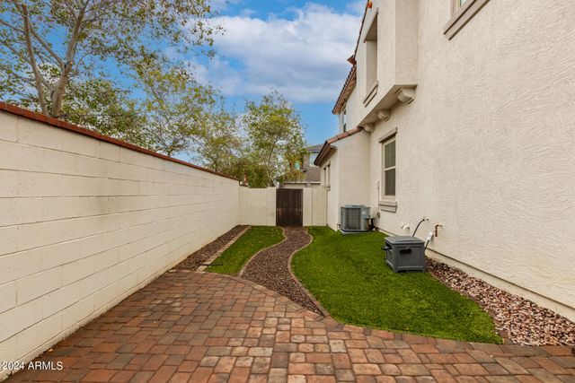 20515 W Maiden Lane, Buckeye, AZ 85396