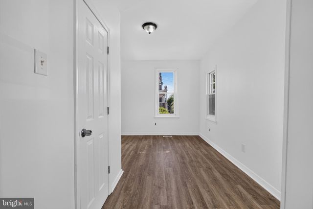 11 S 3RD ST, Darby, PA 19023