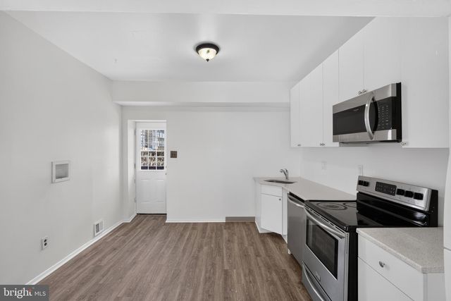 11 S 3RD ST, Darby, PA 19023