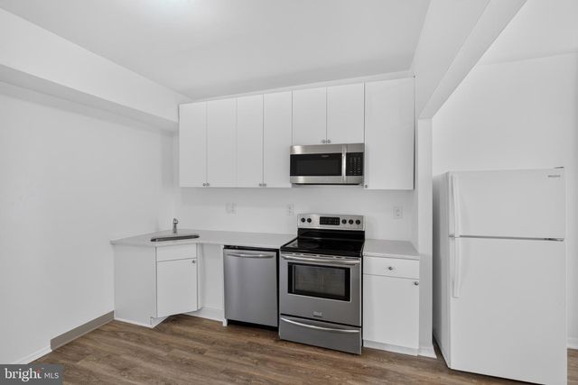 11 S 3RD ST, Darby, PA 19023