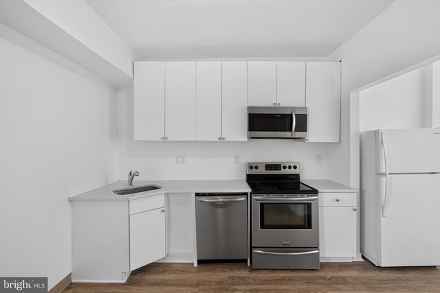 11 S 3RD ST, Darby, PA 19023