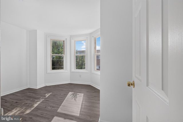 11 S 3RD ST, Darby, PA 19023