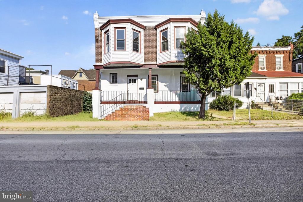 11 S 3RD ST, Darby, PA 19023