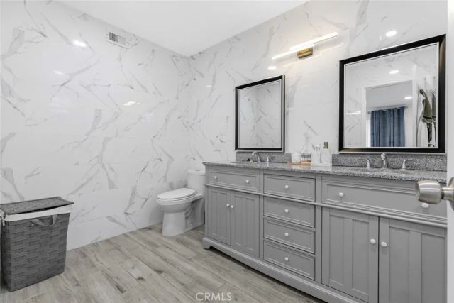 8801 Cedros Avenue 7, Panorama City, CA 91402