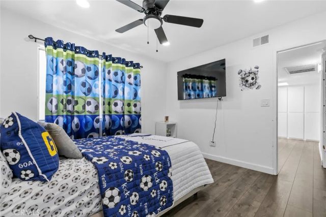 8801 Cedros Avenue 7, Panorama City, CA 91402