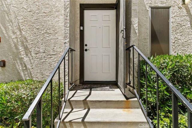 8801 Cedros Avenue 7, Panorama City, CA 91402