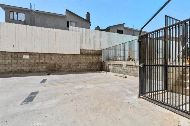 8801 Cedros Avenue 7, Panorama City, CA 91402