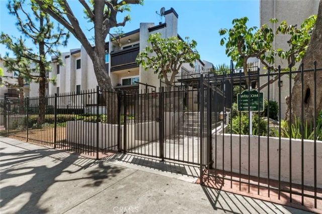 8801 Cedros Avenue 7, Panorama City, CA 91402