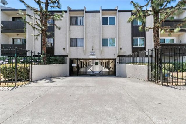 8801 Cedros Avenue 7, Panorama City, CA 91402