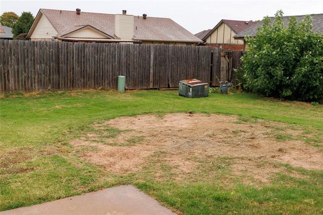 641 NE 16th Street, Moore, OK 73160