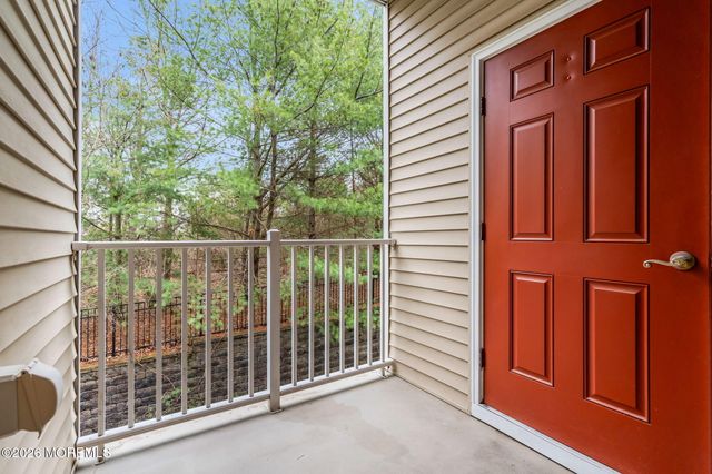 224 Sophee Lane, Lakewood, NJ 08701