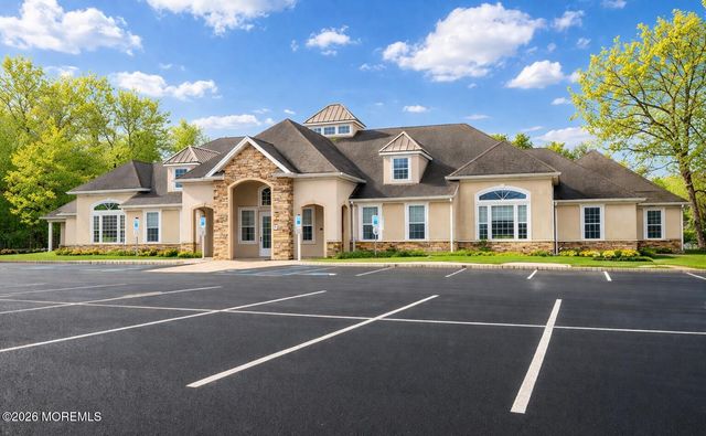 224 Sophee Lane, Lakewood, NJ 08701