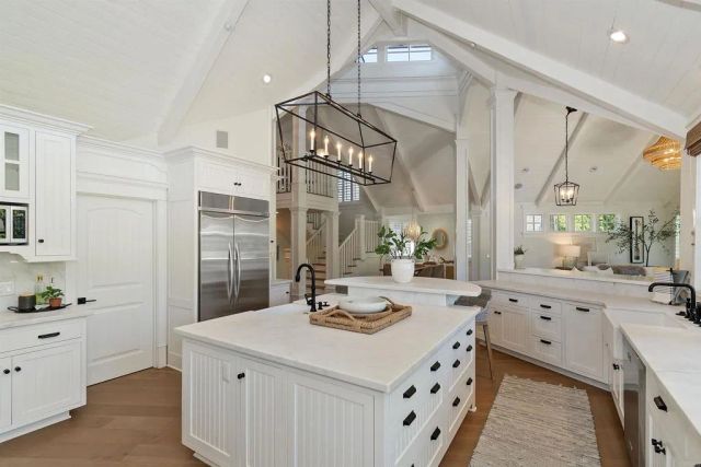 27567 W Shore Road, Lake Arrowhead, CA 92352