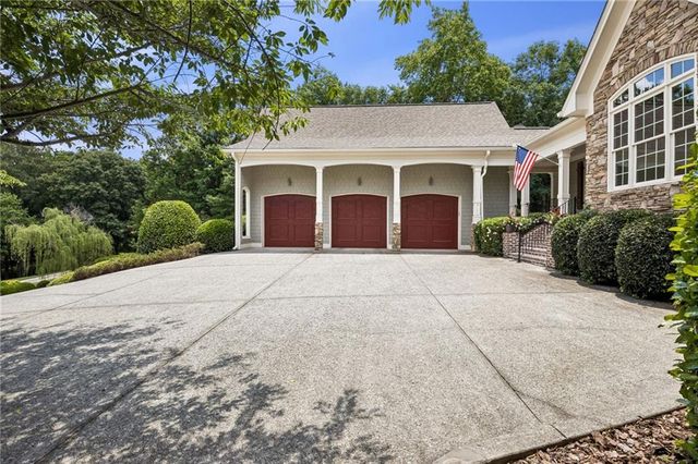1978 Forest View Way, Braselton, GA 30517