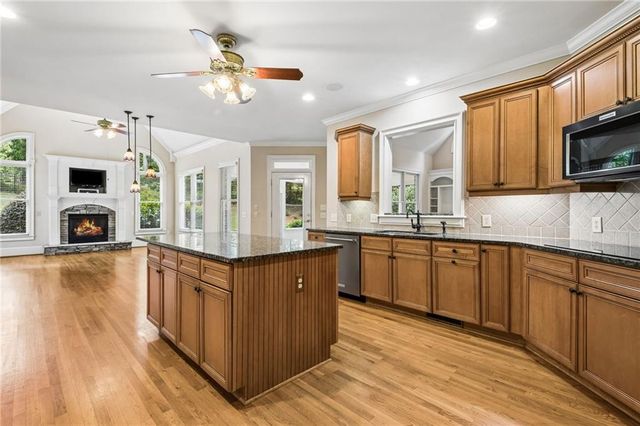 1978 Forest View Way, Braselton, GA 30517