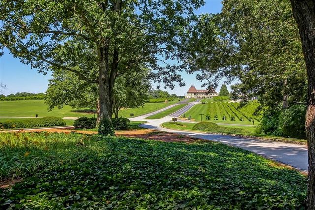 1978 Forest View Way, Braselton, GA 30517