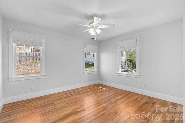 13 North Street, Asheville, NC 28801