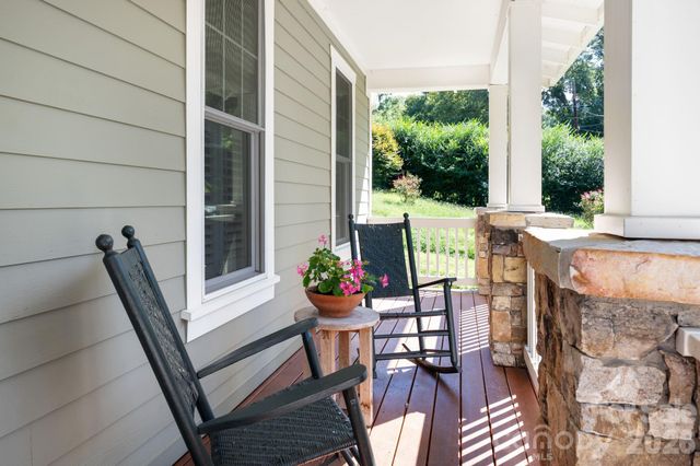 13 North Street, Asheville, NC 28801