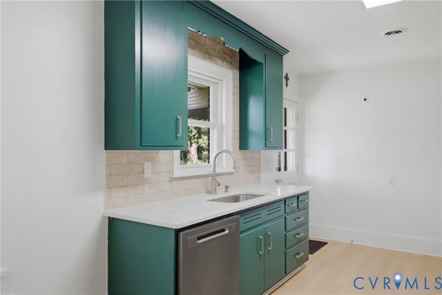 8127 Atlee Rd, Mechanicsville, VA 23111