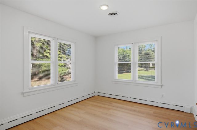 8127 Atlee Rd, Mechanicsville, VA 23111