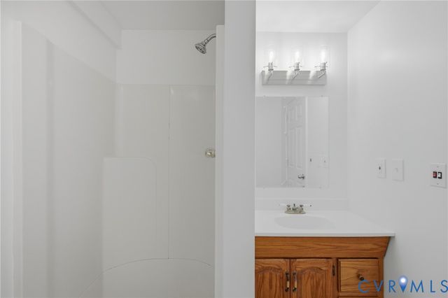 8127 Atlee Rd, Mechanicsville, VA 23111