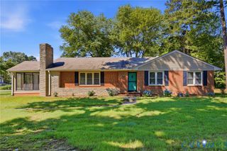 8127 Atlee Rd, Mechanicsville, VA 23111