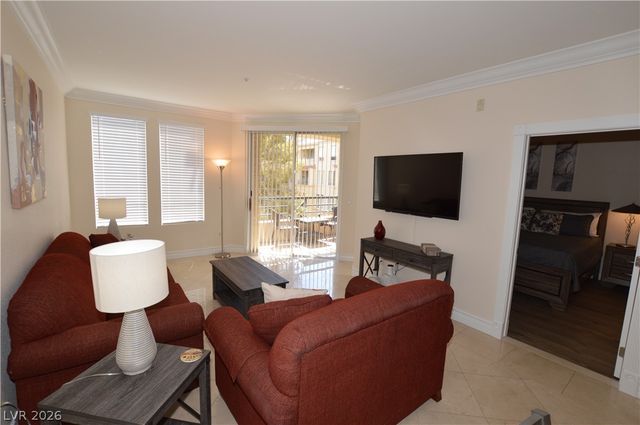 230 East Flamingo Road 334, Las Vegas, NV 89169