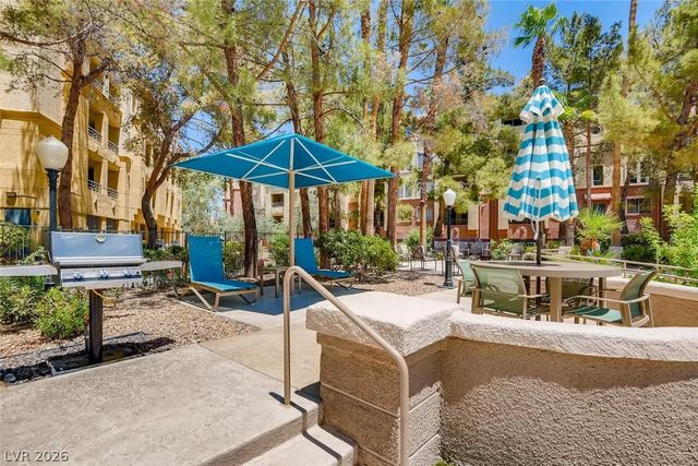 230 East Flamingo Road 334, Las Vegas, NV 89169