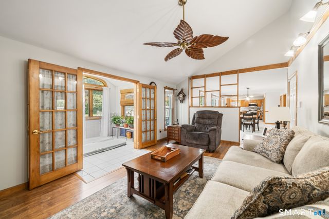 91 Ford Street, Ansonia, CT 06401