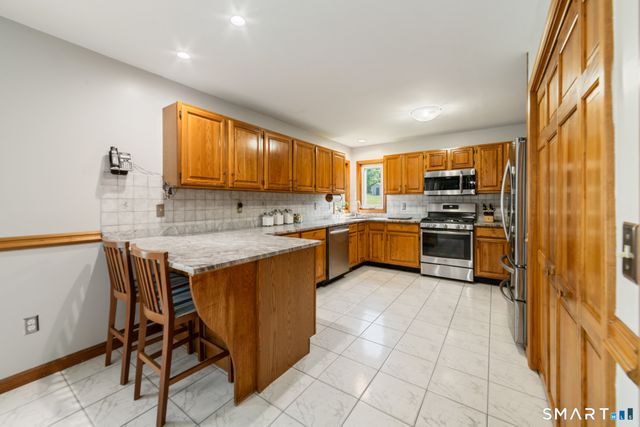 91 Ford Street, Ansonia, CT 06401