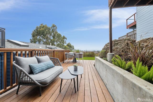 785 Lakeview Avenue, San Francisco, CA 94112