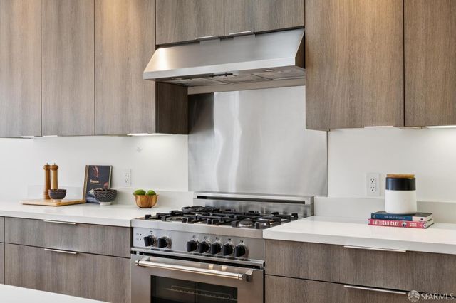 785 Lakeview Avenue, San Francisco, CA 94112