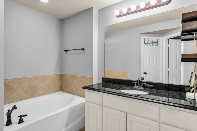 2700 Club Ridge Drive 1, Lewisville, TX 75067