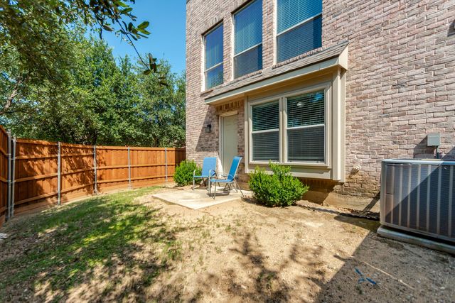 2700 Club Ridge Drive 1, Lewisville, TX 75067
