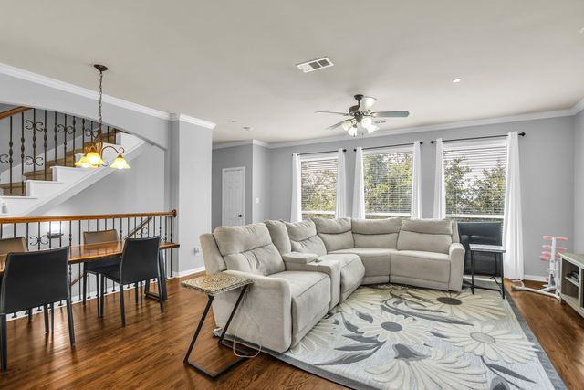 2700 Club Ridge Drive 1, Lewisville, TX 75067