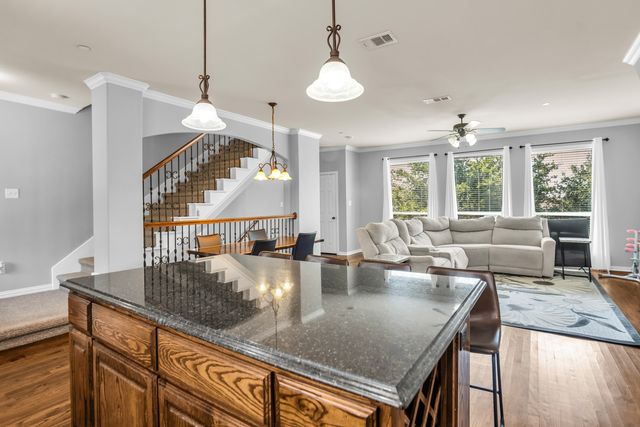 2700 Club Ridge Drive 1, Lewisville, TX 75067