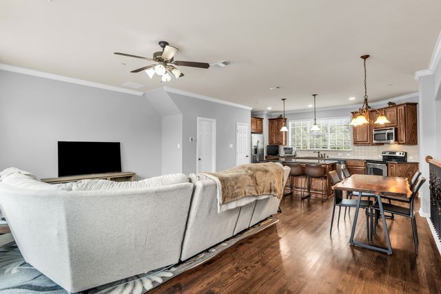 2700 Club Ridge Drive 1, Lewisville, TX 75067